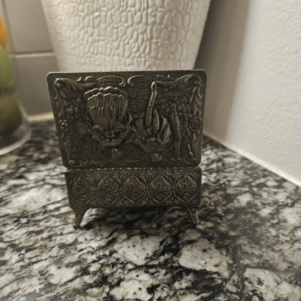N/A end design decor